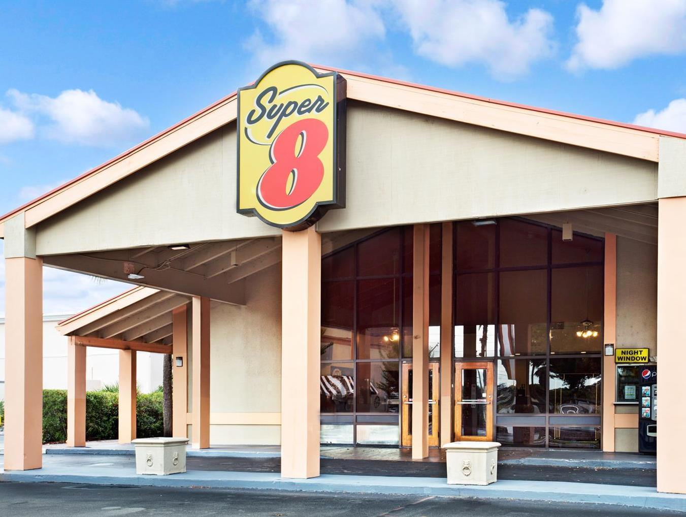 Super 8 By Wyndham Kissimmee/Maingate/Orlando Area Ξενοδοχείο Celebration Εξωτερικό φωτογραφία