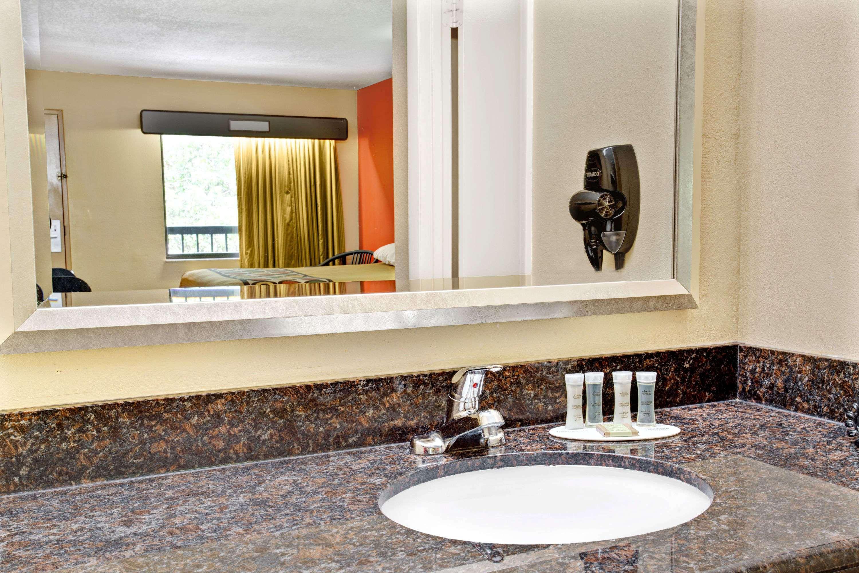 Super 8 By Wyndham Kissimmee/Maingate/Orlando Area Ξενοδοχείο Celebration Εξωτερικό φωτογραφία